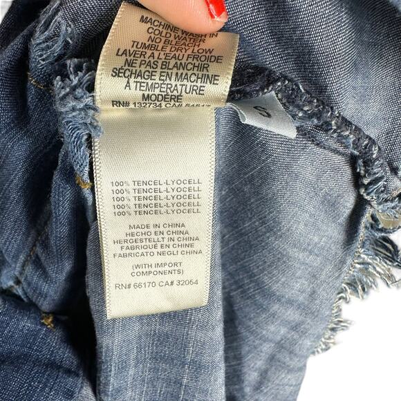 CLOTH & STONE Roll Tab Frayed Chambray Button Down Blouse Top Women's Small - Picture 7 of 7